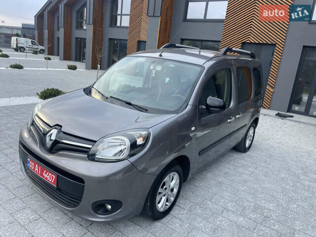 Серый Рено Кенгу, объемом двигателя 1.5 л и пробегом 226 тыс. км за 11400 $, фото 11 на Automoto.ua