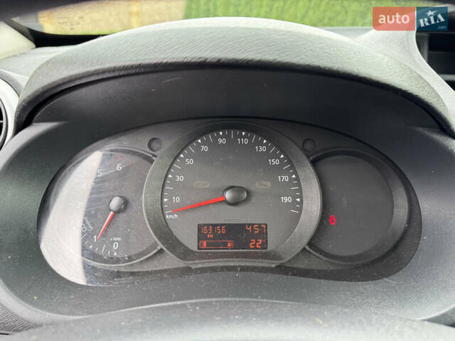 Рено Кенгу 2014 в Луцке на Automoto.ua Серый Рено Кенгу, объемом двигателя 1.5 л и пробегом 163 тыс. км за 10100 $, фото 15 на Automoto.ua