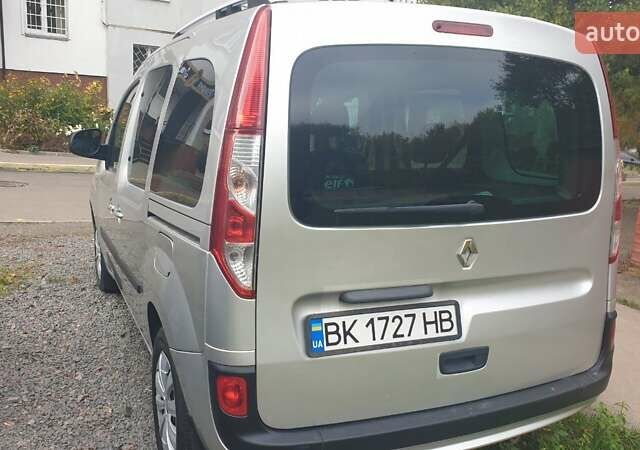 Серый Рено Кенгу, объемом двигателя 1.5 л и пробегом 182 тыс. км за 9800 $, фото 1 на Automoto.ua