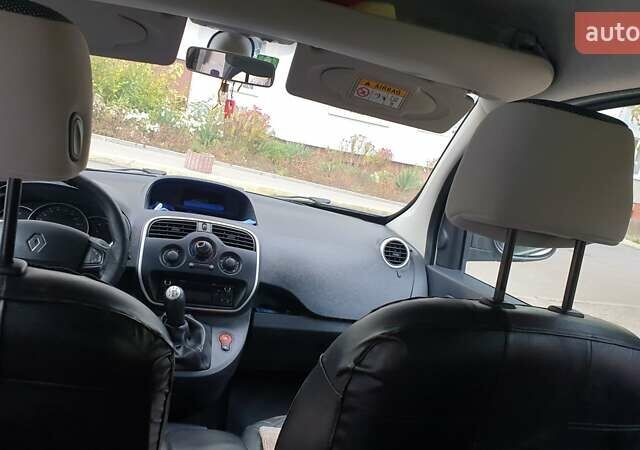 Серый Рено Кенгу, объемом двигателя 1.5 л и пробегом 182 тыс. км за 9800 $, фото 10 на Automoto.ua