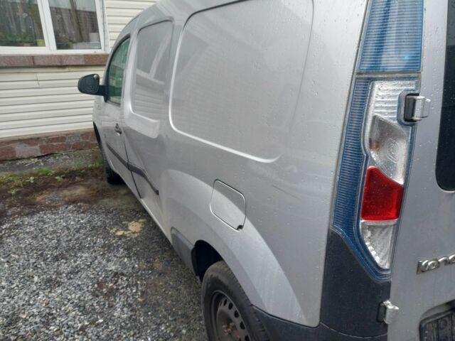 Серый Рено Кенгу, объемом двигателя 0 л и пробегом 120 тыс. км за 1500 $, фото 5 на Automoto.ua