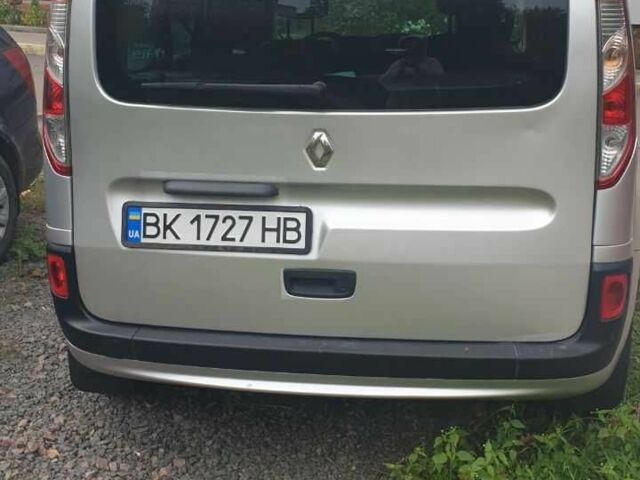 Рено Кєнгу 2014 у Рівному на Automoto.ua Сірий Рено Кєнгу, об'ємом двигуна 1.5 л та пробігом 181 тис. км за 10000 $, фото 2 на Automoto.ua