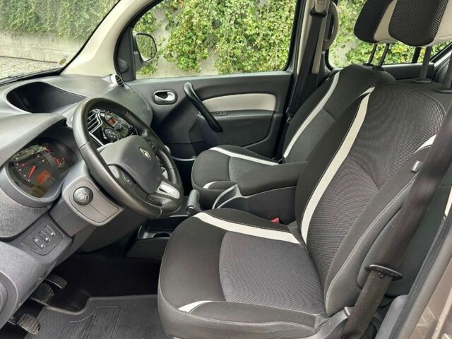 Серый Рено Кенгу, объемом двигателя 1.5 л и пробегом 140 тыс. км за 6400 $, фото 13 на Automoto.ua