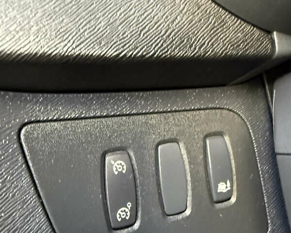 Рено Кєнгу 2014 у Києві на Automoto.ua Сірий Рено Кєнгу, об'ємом двигуна 1.46 л та пробігом 260 тис. км за 12700 $, фото 33 на Automoto.ua