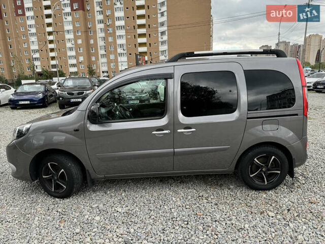 Серый Рено Кенгу, объемом двигателя 1.46 л и пробегом 216 тыс. км за 8490 $, фото 8 на Automoto.ua