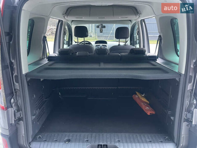 Серый Рено Кенгу, объемом двигателя 1.5 л и пробегом 226 тыс. км за 11400 $, фото 38 на Automoto.ua