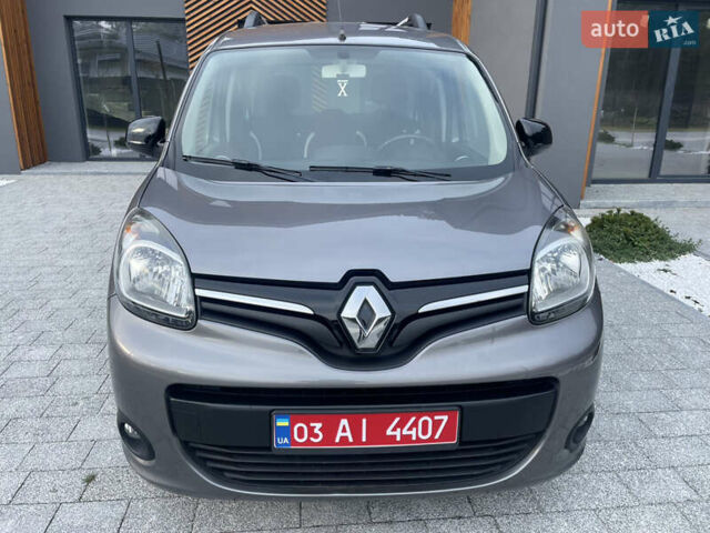 Серый Рено Кенгу, объемом двигателя 1.5 л и пробегом 226 тыс. км за 11400 $, фото 13 на Automoto.ua