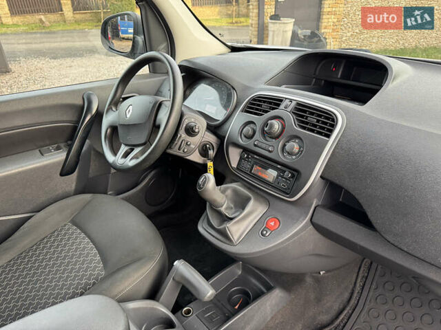 Серый Рено Кенгу, объемом двигателя 1.5 л и пробегом 163 тыс. км за 9600 $, фото 20 на Automoto.ua