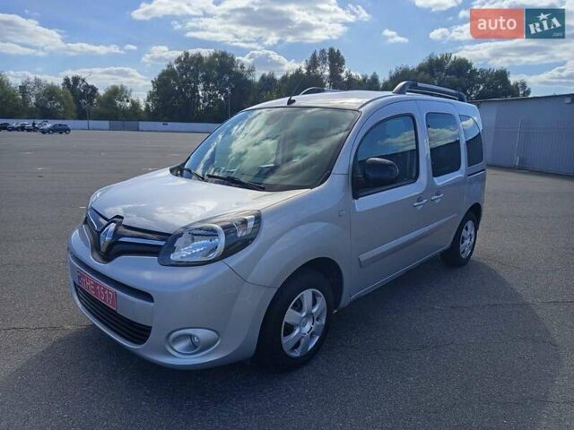 Сірий Рено Кєнгу, об'ємом двигуна 1.5 л та пробігом 185 тис. км за 12200 $, фото 5 на Automoto.ua