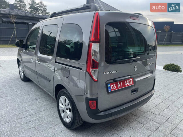 Серый Рено Кенгу, объемом двигателя 1.5 л и пробегом 226 тыс. км за 11400 $, фото 8 на Automoto.ua