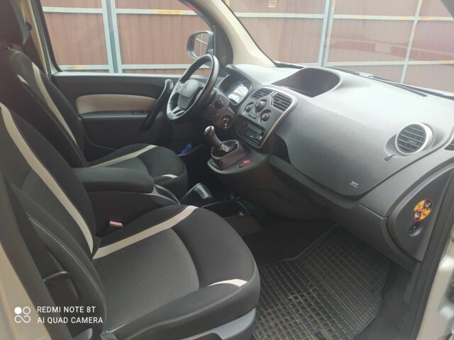 Серый Рено Кенгу, объемом двигателя 1.5 л и пробегом 223 тыс. км за 255 $, фото 11 на Automoto.ua