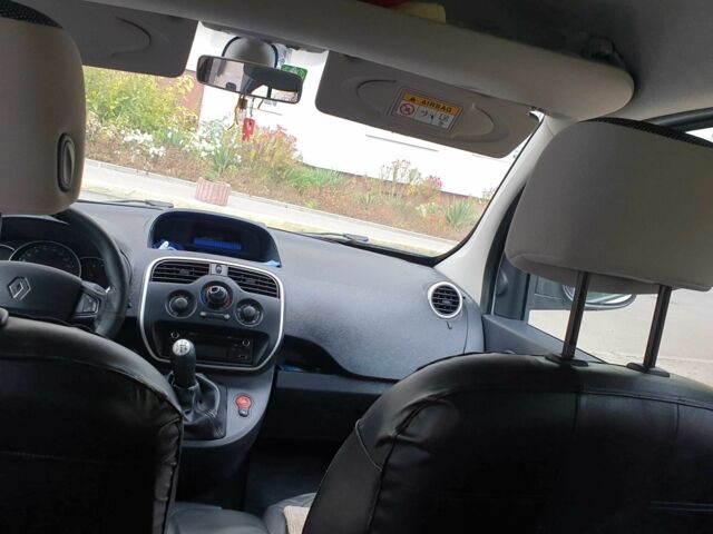 Серый Рено Кенгу, объемом двигателя 1.5 л и пробегом 182 тыс. км за 9800 $, фото 10 на Automoto.ua