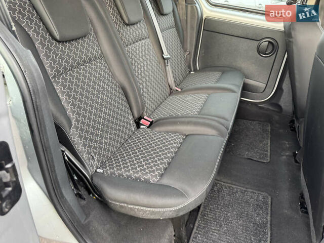 Серый Рено Кенгу, объемом двигателя 1.5 л и пробегом 163 тыс. км за 9600 $, фото 21 на Automoto.ua
