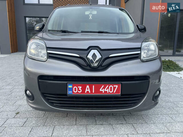 Серый Рено Кенгу, объемом двигателя 1.5 л и пробегом 226 тыс. км за 11400 $, фото 14 на Automoto.ua