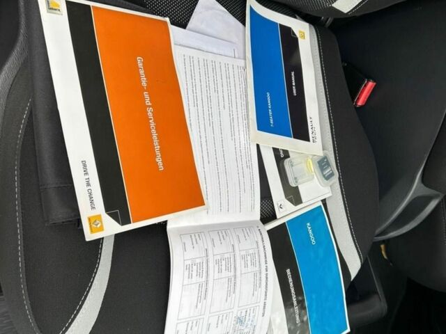 Серый Рено Кенгу, объемом двигателя 1.5 л и пробегом 140 тыс. км за 6400 $, фото 22 на Automoto.ua