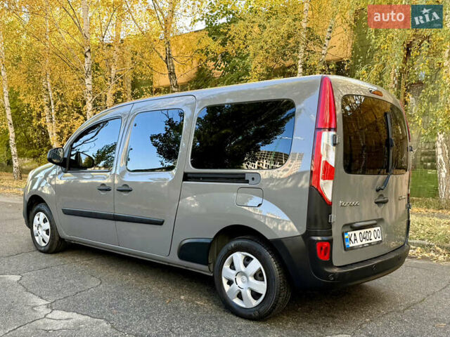 Рено Кєнгу 2014 у Києві на Automoto.ua Сірий Рено Кєнгу, об'ємом двигуна 1.46 л та пробігом 260 тис. км за 12700 $, фото 5 на Automoto.ua