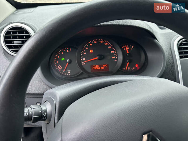 Сірий Рено Кєнгу, об'ємом двигуна 1.5 л та пробігом 179 тис. км за 12999 $, фото 10 на Automoto.ua