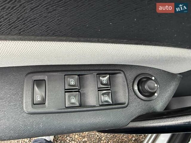 Сірий Рено Кєнгу, об'ємом двигуна 1.5 л та пробігом 241 тис. км за 12500 $, фото 10 на Automoto.ua