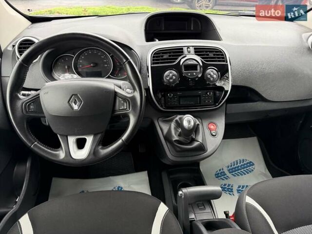 Сірий Рено Кєнгу, об'ємом двигуна 1.5 л та пробігом 241 тис. км за 12500 $, фото 29 на Automoto.ua