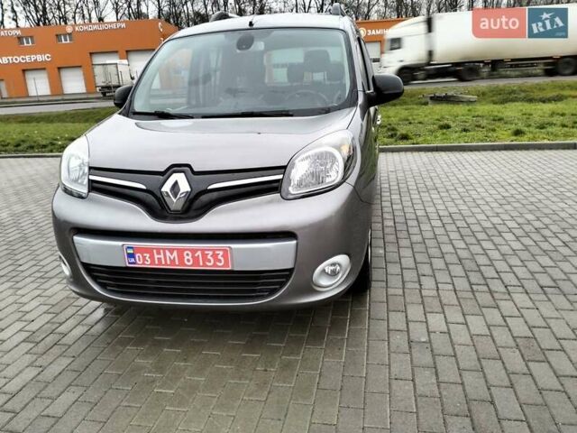Серый Рено Кенгу, объемом двигателя 1.5 л и пробегом 240 тыс. км за 11300 $, фото 7 на Automoto.ua