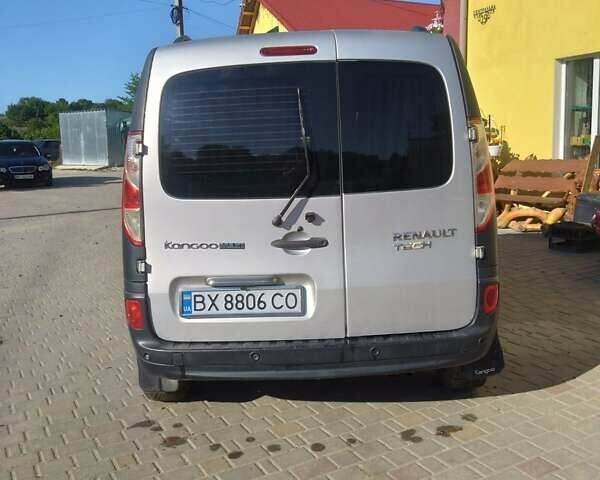 Сірий Рено Кєнгу, об'ємом двигуна 1.46 л та пробігом 349 тис. км за 9750 $, фото 4 на Automoto.ua