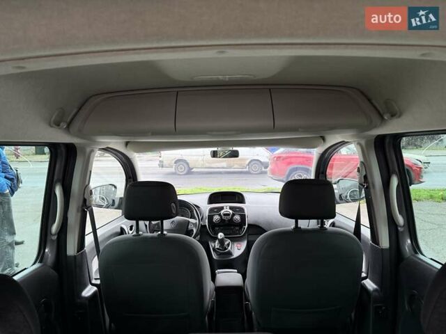 Сірий Рено Кєнгу, об'ємом двигуна 1.5 л та пробігом 241 тис. км за 12500 $, фото 24 на Automoto.ua