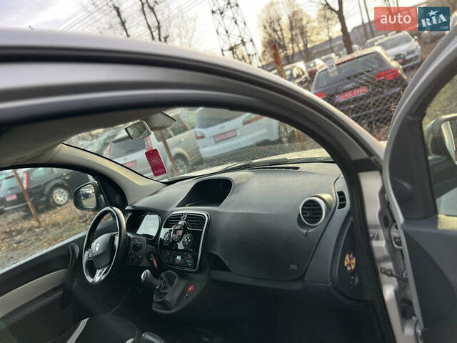 Серый Рено Кенгу, объемом двигателя 1.5 л и пробегом 189 тыс. км за 10900 $, фото 42 на Automoto.ua