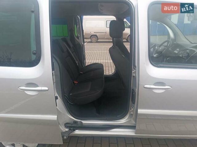 Серый Рено Кенгу, объемом двигателя 1.5 л и пробегом 172 тыс. км за 10200 $, фото 30 на Automoto.ua