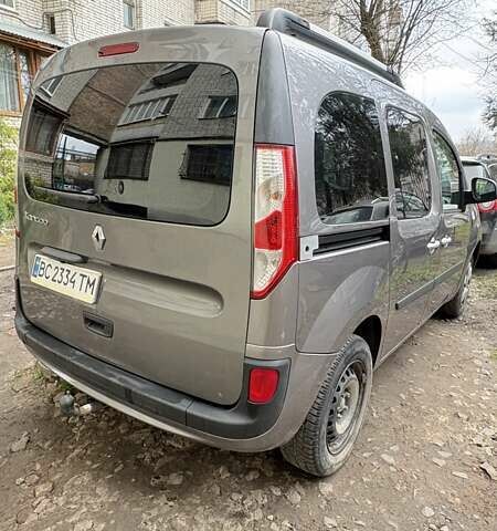 Сірий Рено Кєнгу, об'ємом двигуна 1.46 л та пробігом 330 тис. км за 10500 $, фото 3 на Automoto.ua