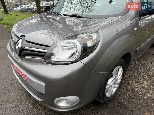 Сірий Рено Кєнгу, об'ємом двигуна 1.5 л та пробігом 241 тис. км за 12500 $, фото 39 на Automoto.ua