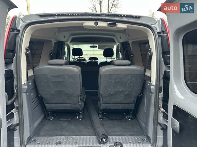 Сірий Рено Кєнгу, об'ємом двигуна 1.5 л та пробігом 179 тис. км за 12999 $, фото 15 на Automoto.ua