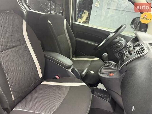 Серый Рено Кенгу, объемом двигателя 1.46 л и пробегом 271 тыс. км за 14450 $, фото 13 на Automoto.ua