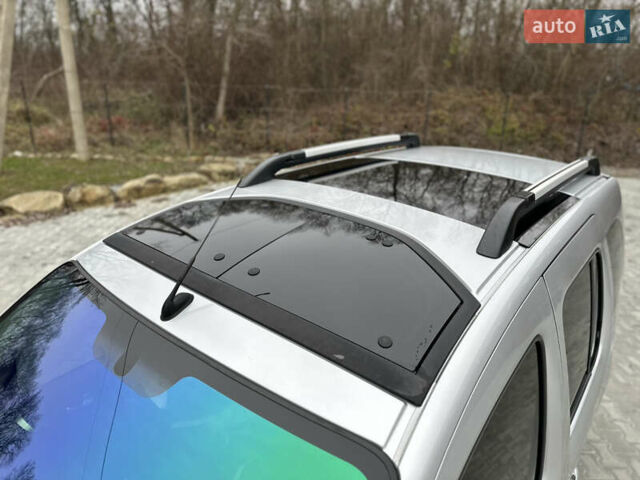 Сірий Рено Кєнгу, об'ємом двигуна 1.5 л та пробігом 264 тис. км за 12800 $, фото 8 на Automoto.ua