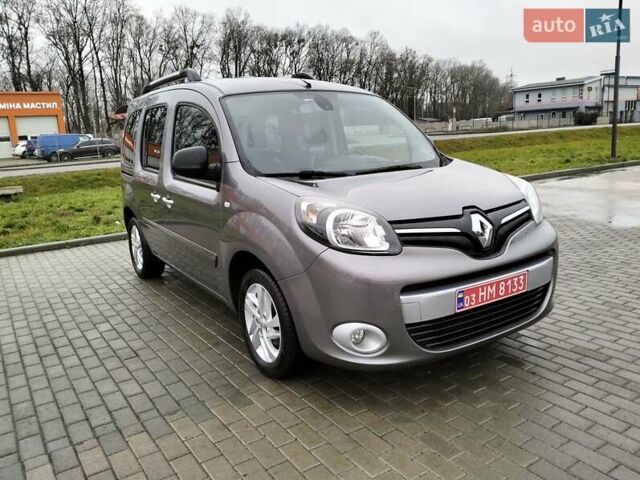 Серый Рено Кенгу, объемом двигателя 1.5 л и пробегом 240 тыс. км за 11300 $, фото 4 на Automoto.ua