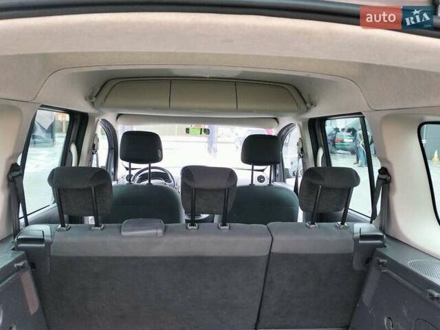 Серый Рено Кенгу, объемом двигателя 1.5 л и пробегом 240 тыс. км за 11300 $, фото 20 на Automoto.ua