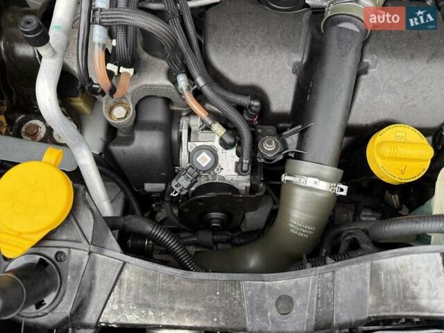 Сірий Рено Кєнгу, об'ємом двигуна 1.5 л та пробігом 241 тис. км за 12500 $, фото 32 на Automoto.ua