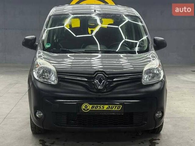 Серый Рено Кенгу, объемом двигателя 1.46 л и пробегом 271 тыс. км за 14450 $, фото 1 на Automoto.ua