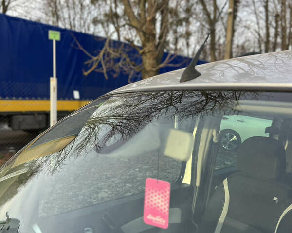 Серый Рено Кенгу, объемом двигателя 1.5 л и пробегом 189 тыс. км за 10900 $, фото 37 на Automoto.ua