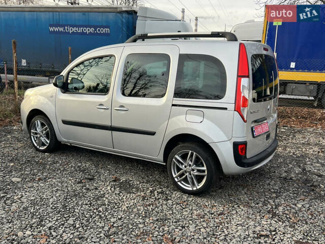 Серый Рено Кенгу, объемом двигателя 1.5 л и пробегом 189 тыс. км за 10900 $, фото 29 на Automoto.ua