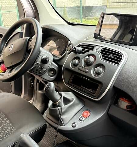 Сірий Рено Кєнгу, об'ємом двигуна 1.46 л та пробігом 330 тис. км за 10500 $, фото 6 на Automoto.ua