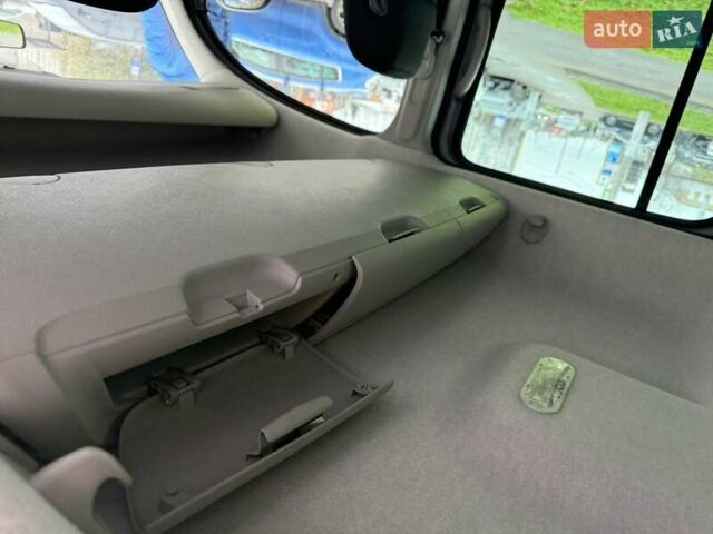 Сірий Рено Кєнгу, об'ємом двигуна 1.5 л та пробігом 241 тис. км за 12500 $, фото 22 на Automoto.ua