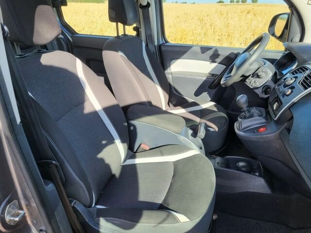 Серый Рено Кенгу, объемом двигателя 1.2 л и пробегом 173 тыс. км за 5700 $, фото 11 на Automoto.ua