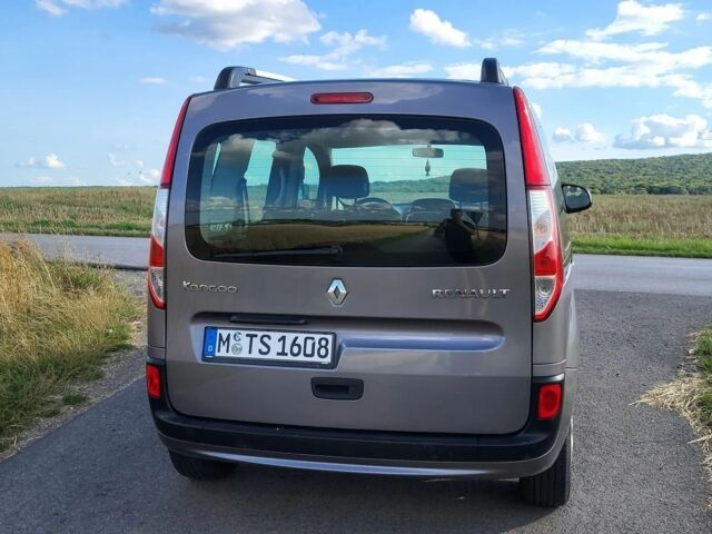 Серый Рено Кенгу, объемом двигателя 1.2 л и пробегом 173 тыс. км за 5700 $, фото 9 на Automoto.ua