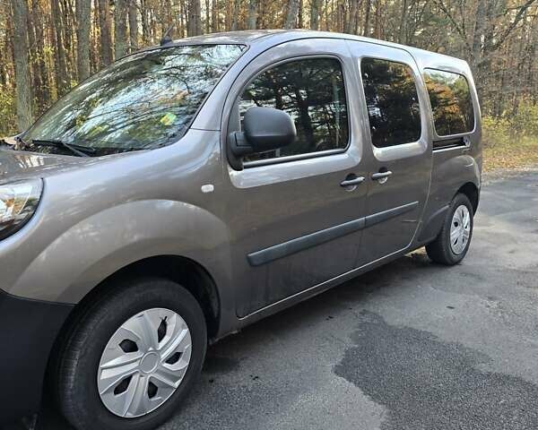 Сірий Рено Кєнгу, об'ємом двигуна 1.5 л та пробігом 154 тис. км за 11900 $, фото 7 на Automoto.ua