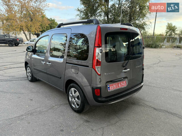 Сірий Рено Кєнгу, об'ємом двигуна 1.5 л та пробігом 126 тис. км за 12599 $, фото 24 на Automoto.ua
