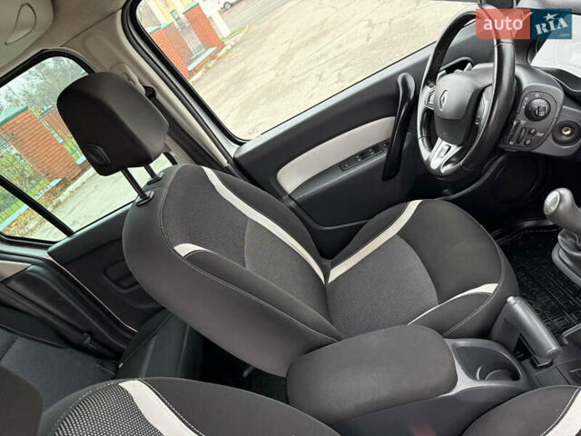 Серый Рено Кенгу, объемом двигателя 1.5 л и пробегом 196 тыс. км за 12999 $, фото 47 на Automoto.ua