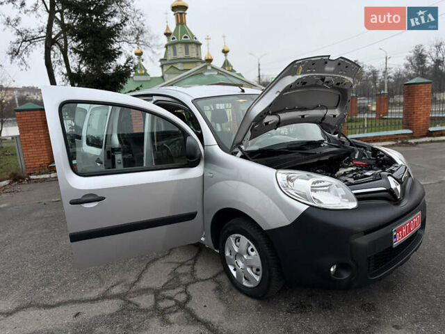 Серый Рено Кенгу, объемом двигателя 1.5 л и пробегом 172 тыс. км за 12999 $, фото 78 на Automoto.ua