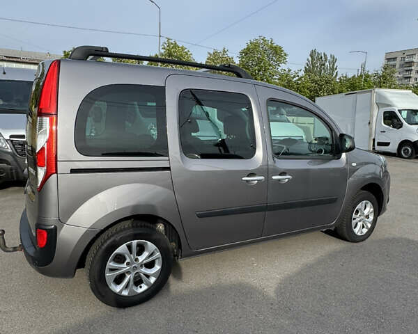 Серый Рено Кенгу, объемом двигателя 1.2 л и пробегом 155 тыс. км за 12900 $, фото 8 на Automoto.ua