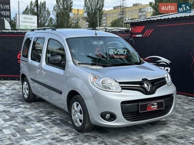 Серый Рено Кенгу, объемом двигателя 1.5 л и пробегом 171 тыс. км за 12800 $, фото 26 на Automoto.ua