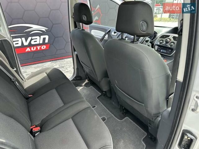 Серый Рено Кенгу, объемом двигателя 1.5 л и пробегом 171 тыс. км за 12800 $, фото 31 на Automoto.ua